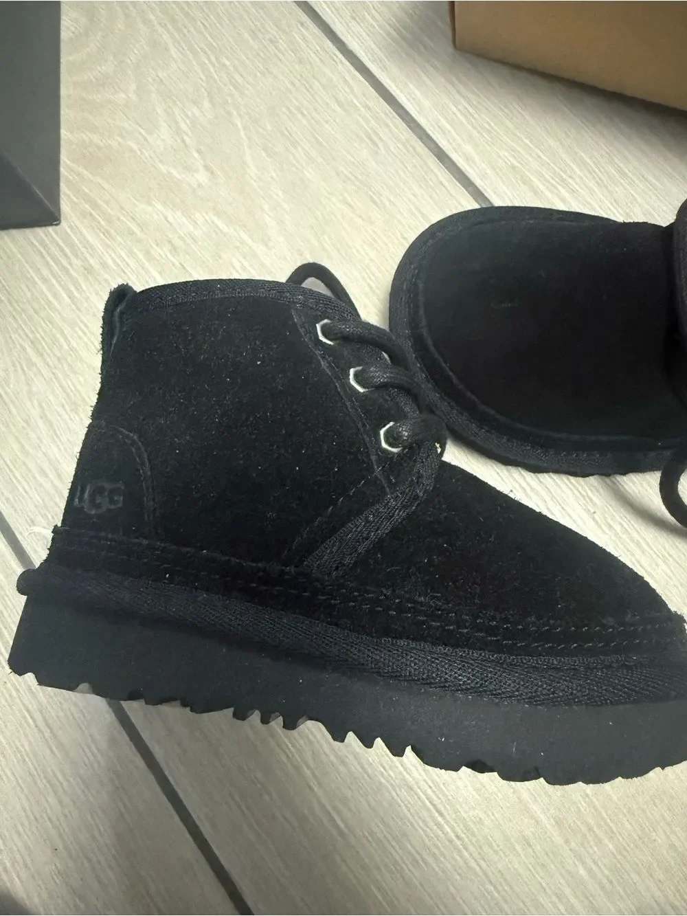 New UGG Kids Black Suede Lace-Up zip up Ankle Boot Us size 7